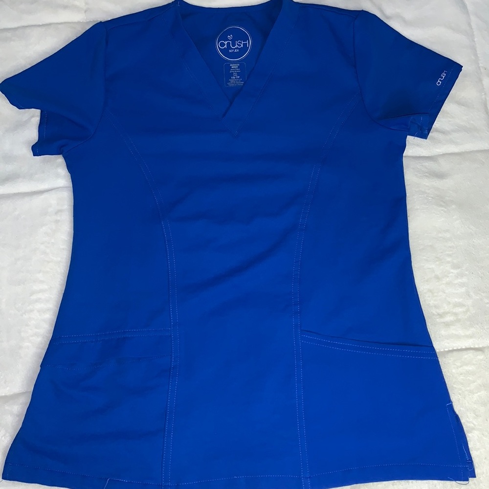 Crush - scrub top